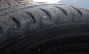 Predam letne gumy 185/60 R15