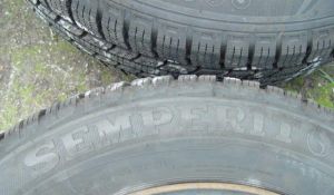 185/65R15 zimne pneu -4x100R15 disky Renault-Dacia