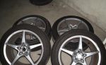 Letné pneu zn. Kumho ecsta HM 225/45 ZR17 na diskoch