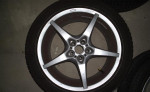 Letné pneu Kumho ecsta HM 225/45 ZR17 na diskoch – fotka 2